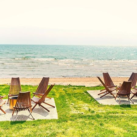 The Long Beach Resort - Beachfront Cottages & Townhouse Suites Wainfleet Exterior foto